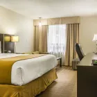 Business 25 image QUALITY HOTEL travel & tourism in Burlington ON