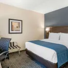 Business 11 image QUALITY INN CENTRE-VILLE travel & tourism in Montréal QC