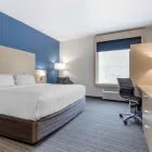Business 3 image QUALITY INN & SUITES travel & tourism in Oakville ON