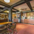 Entreprises 10 image QUALITY INN WADDLING DOG travel & tourism dans Saanichton BC