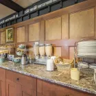 Entreprises 22 image QUALITY INN WADDLING DOG travel & tourism dans Saanichton BC