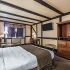 Entreprises 6 image QUALITY INN WADDLING DOG travel & tourism dans Saanichton BC