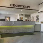 Business 9 image QUALITY SUITES travel & tourism in Laval QC