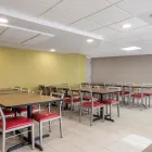 Entreprises 43 image QUALITY SUITES travel & tourism dans Québec QC