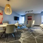 Entreprises 5 image RENAISSANCE MONTREAL DOWNTOWN HOTEL Wedding Venues dans Montréal QC
