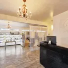 Entreprises 3 image SALON POP Hair Salons dans Winnipeg MB