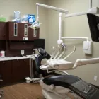 Entreprises 6 image SPRINGBANK DENTAL CENTRE Health & Medicine dans Calgary AB