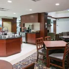 Entreprises 24 image STAYBRIDGE SUITES OAKVILLE-BURLINGTON Wedding Venues dans Oakville ON