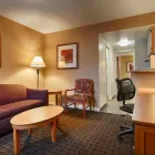 Entreprises 6 image SURESTAY HOTEL BY BEST WESTERN NORTH VANCOUVER CAPILANO travel & tourism dans North Vancouver BC