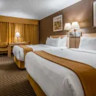 Entreprises 8 image SURESTAY PLUS HOTEL BY BEST WESTERN SEVEN OAKS travel & tourism dans Regina SK