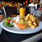 Entreprises 4 image SYMPOSIUM CAFE RESTAURANT & LOUNGE Restaurants dans Aurora ON