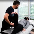 Entreprises 2 image VANCOUVER PHYSIOTHERAPY HUB Physiotherapy Clinics dans Vancouver BC