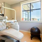 Entreprises 12 image WOODGROVE DENTAL CLINIC Health & Medicine dans Nanaimo BC
