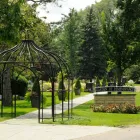 Entreprises 4 image YORK CEMETERY AND VISITATION CENTRE Community & Government dans North York ON