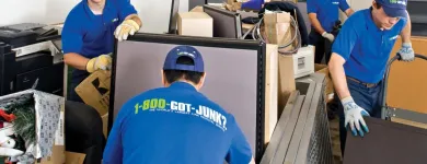 Business 6 image 1-800-GOT-JUNK? MONTREAL OUEST Waste Management in Saint-Laurent QC