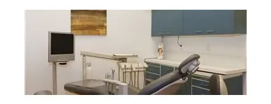 Entreprises 1 image AARM DENTAL GROUP Health & Medicine dans Vancouver BC