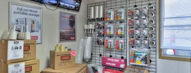 Entreprises 10 image ACCESS STORAGE - OTTAWA ST. LAURENT Storage Facilities & Self-Storage Units dans Ottawa ON