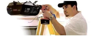 Business 3 image AURORA GARAGE DOOR REPAIR Real Estate & Home Improvement in Aurora ON