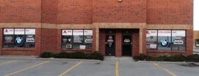 Entreprises 3 image B M C AUTO COLLISION INC Car Body Repairs dans Concord ON