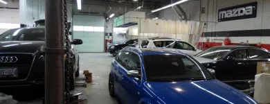 Entreprises 1 image B M C AUTO COLLISION INC Car Body Repairs dans Concord ON
