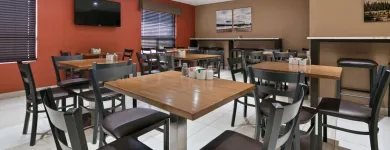 Entreprises 18 image BEST WESTERN PLUS RED DEER INN & SUITES travel & tourism dans Red Deer AB