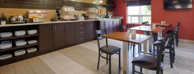 Entreprises 34 image BEST WESTERN PLUS RED DEER INN & SUITES travel & tourism dans Red Deer AB