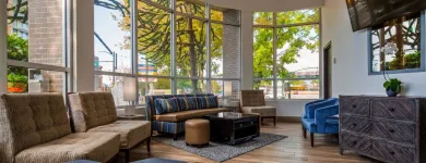 Entreprises 4 image BEST WESTERN PLUS UPTOWN HOTEL travel & tourism dans Vancouver BC