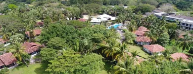 Entreprises 5 image CASWELL AVIATION LTD Photographers & Photo Studios dans Calgary AB