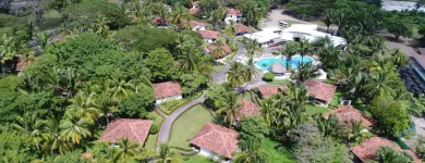 Entreprises 4 image CASWELL AVIATION LTD Photographers & Photo Studios dans Calgary AB