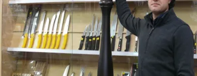 Entreprises 2 image CHRIS' STORE FIXTURES Shopping dans Hamilton ON