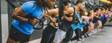 Entreprises 5 image CRUNCH FITNESS - LA SALLE Sports Grounds & Stadiums dans Windsor ON