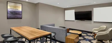 Business 45 image DELTA HOTELS BY MARRIOTT CALGARY DOWNTOWN Wedding Venues in Calgary AB