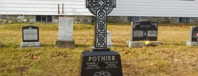 Entreprises 8 image DEMONE MONUMENTS Monumental Masons & Memorials dans Bedford NS