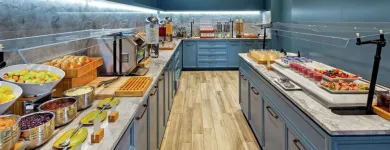 Entreprises 15 image DOUBLETREE BY HILTON TORONTO AIRPORT travel & tourism dans Toronto ON