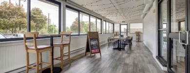 Entreprises 25 image DOUBLETREE BY HILTON TORONTO AIRPORT travel & tourism dans Toronto ON