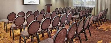 Entreprises 5 image DOUBLETREE BY HILTON TORONTO AIRPORT travel & tourism dans Toronto ON