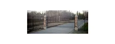 Business 2 image DURAGUARD FENCE LTD Real Estate & Home Improvement in Edmonton AB