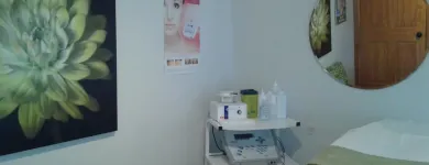 Entreprises 3 image ESTHÉTIQUE KARINE LEBRUN Beauty Salons & Consultants dans Québec QC