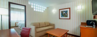 Business 23 image FOUR POINTS BY SHERATON EDMONTON SOUTH travel & tourism in Edmonton AB