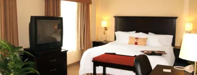Business 38 image HAMPTON INN & SUITES BY HILTON LAVAL travel & tourism in Laval QC