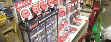 Entreprises 24 image HILLHURST HARDWARE LTD Tool Repair & Service dans Calgary AB