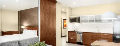Business 7 image HILTON MONTREAL/LAVAL travel & tourism in Laval QC