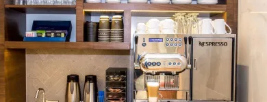 Business 8 image HILTON MONTREAL/LAVAL travel & tourism in Laval QC