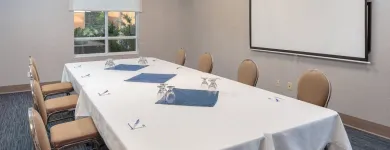 Business 11 image HOLIDAY INN EXPRESS & SUITES BELLEVILLE Wedding Venues in Belleville ON