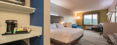 Entreprises 7 image HOLIDAY INN EXPRESS & SUITES VICTORIA - COLWOOD Wedding Venues dans Colwood BC