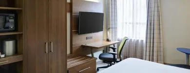 Business 29 image HOLIDAY INN EXPRESS TORONTO DOWNTOWN Wedding Venues in Toronto ON