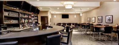 Entreprises 3 image HOLIDAY INN OAKVILLE (CENTRE) Wedding Venues dans Oakville ON