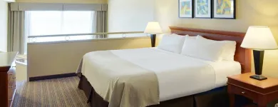 Entreprises 7 image HOLIDAY INN & SUITES LONDON Wedding Venues dans London ON