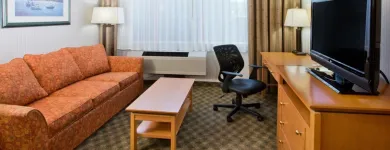 Entreprises 30 image HOLIDAY INN & SUITES NORTH VANCOUVER Wedding Venues dans North Vancouver BC