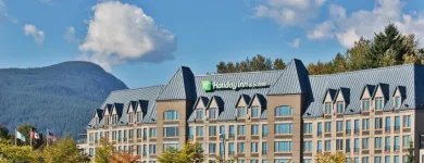Entreprises 32 image HOLIDAY INN & SUITES NORTH VANCOUVER Wedding Venues dans North Vancouver BC
